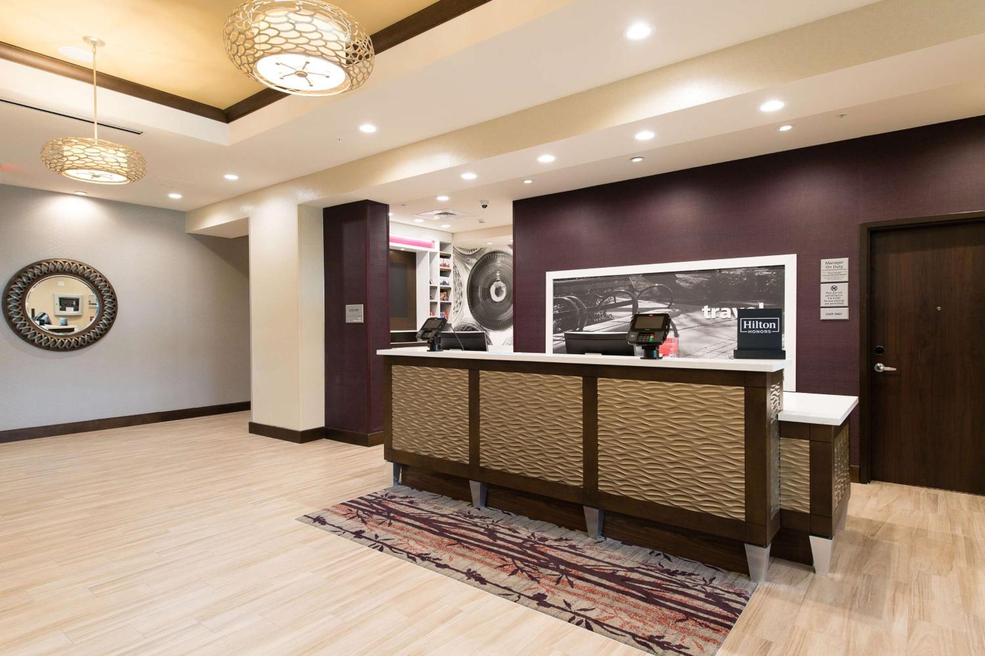 Hampton Inn And Suites Fayetteville, Nc Exteriör bild